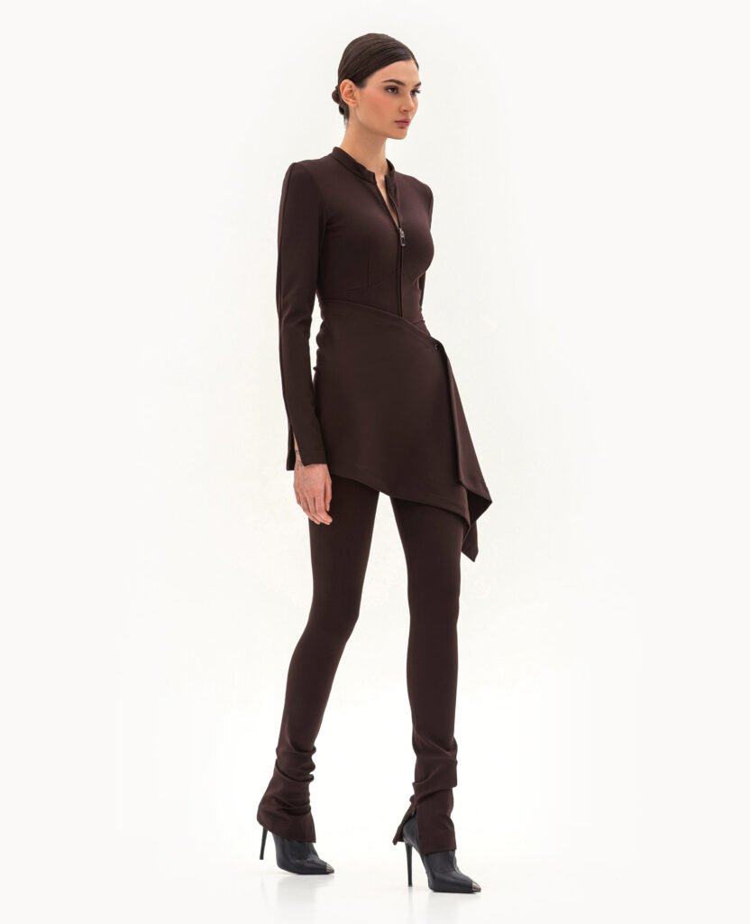 Комплект: комбинезон и юбка