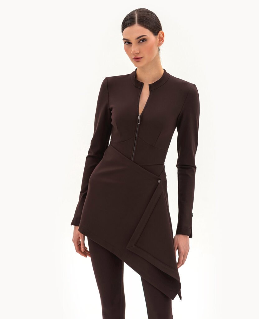 Комплект: комбинезон и юбка