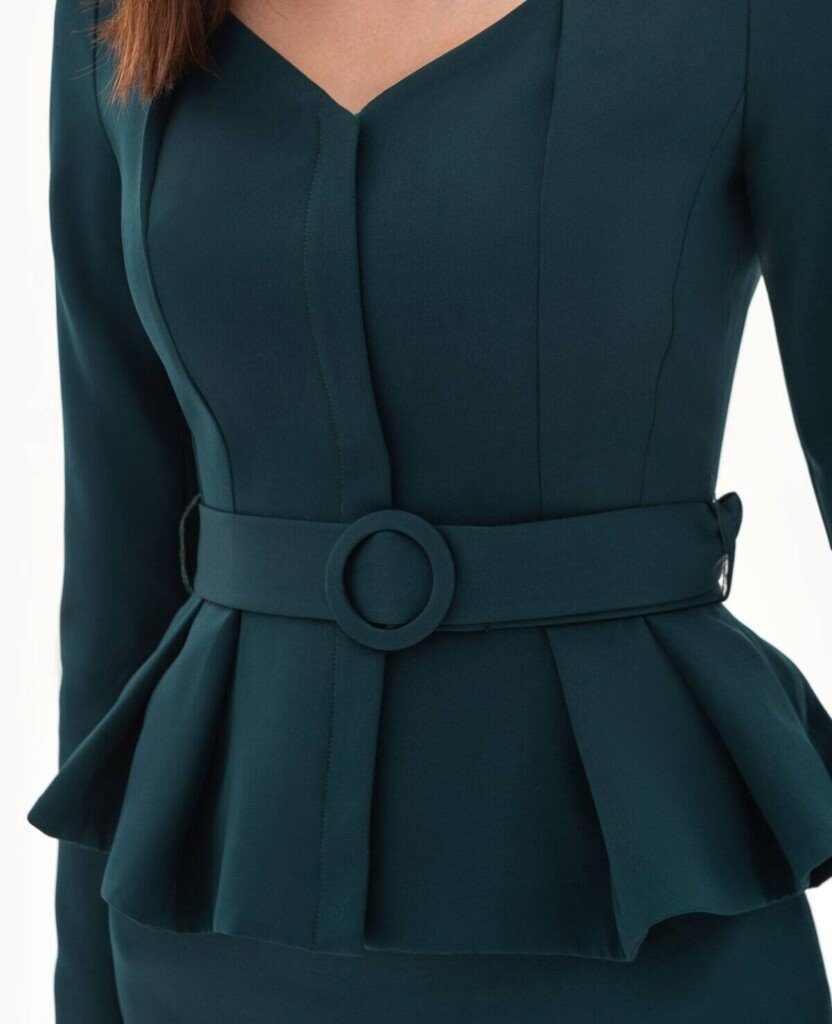 Комплект: жакет и юбка