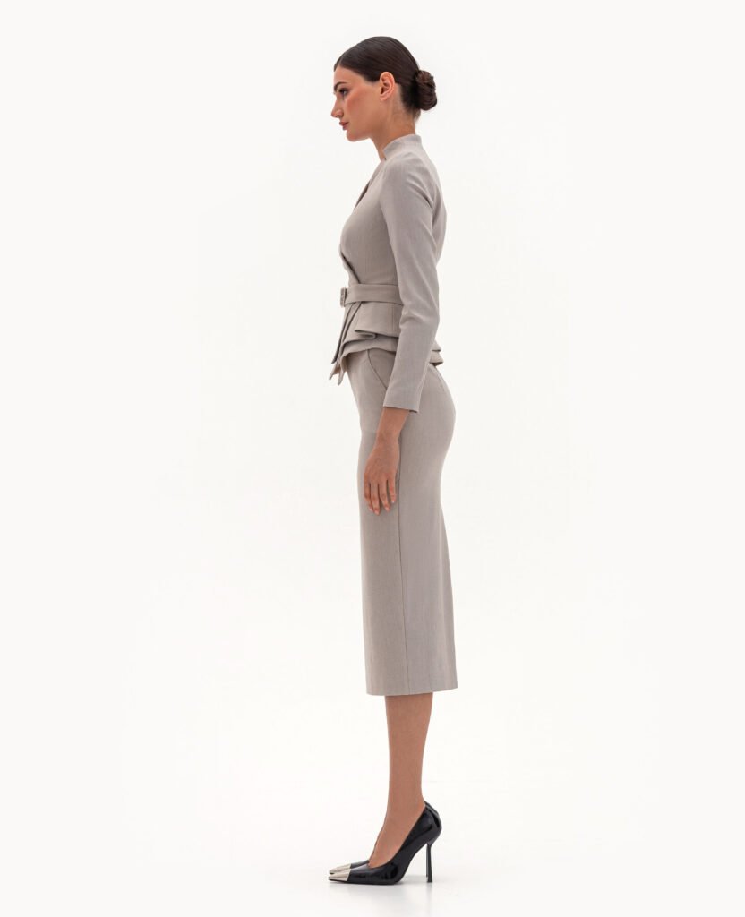 Комплект: жакет и юбка