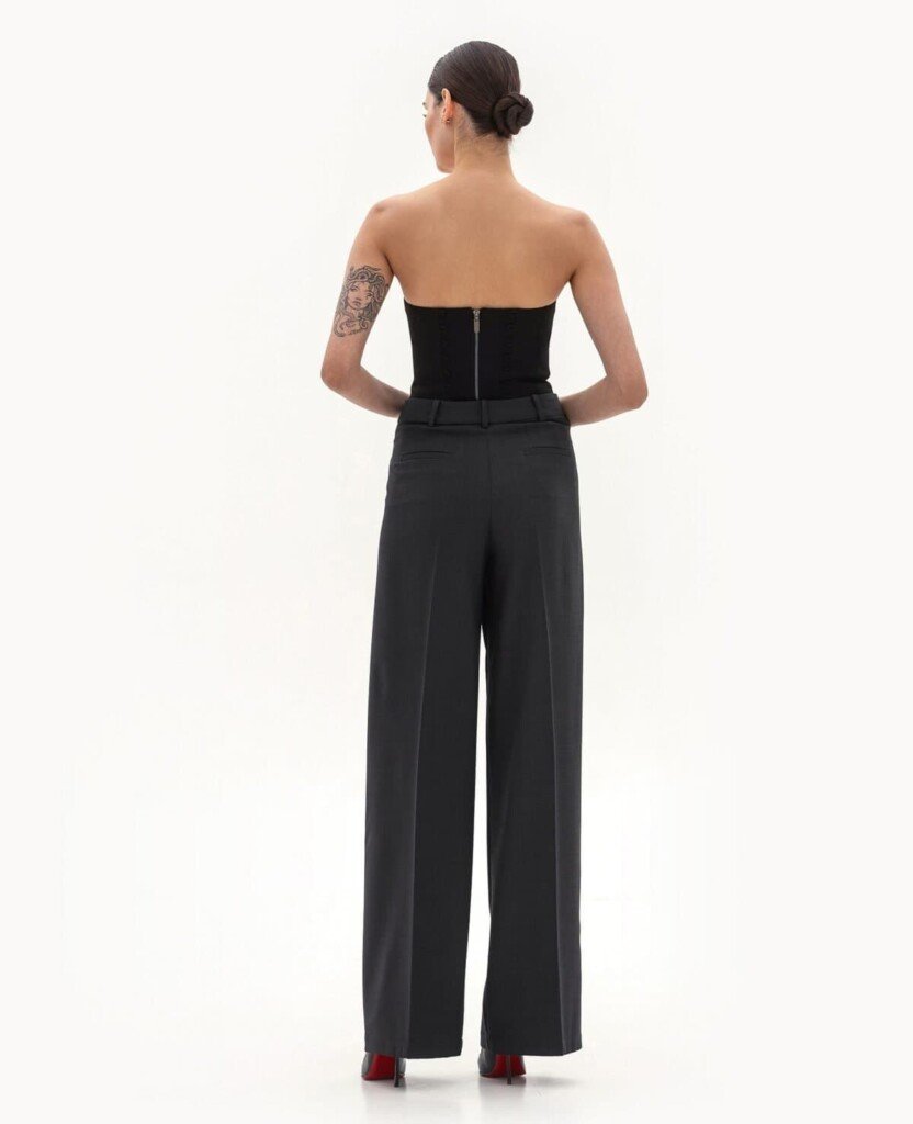 Комплект: жакет и брюки