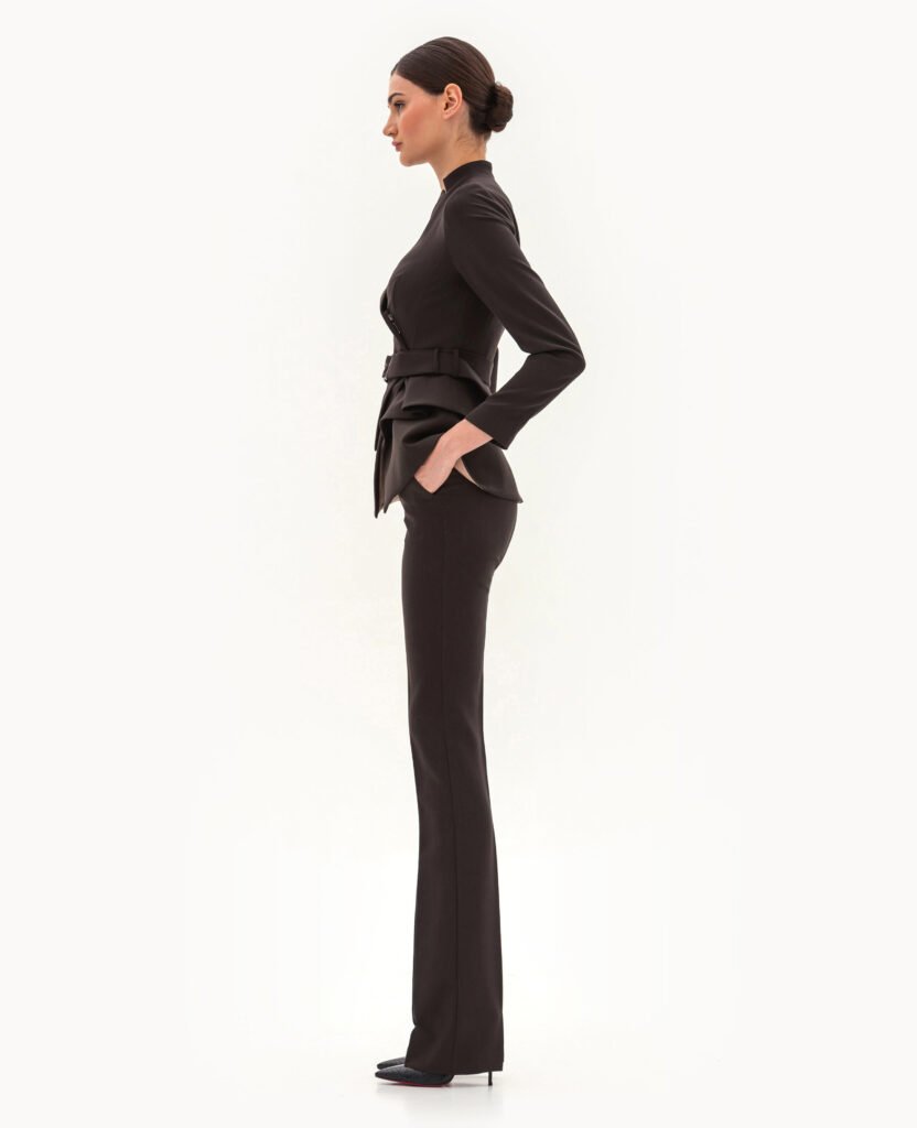 Комплект: жакет и брюки