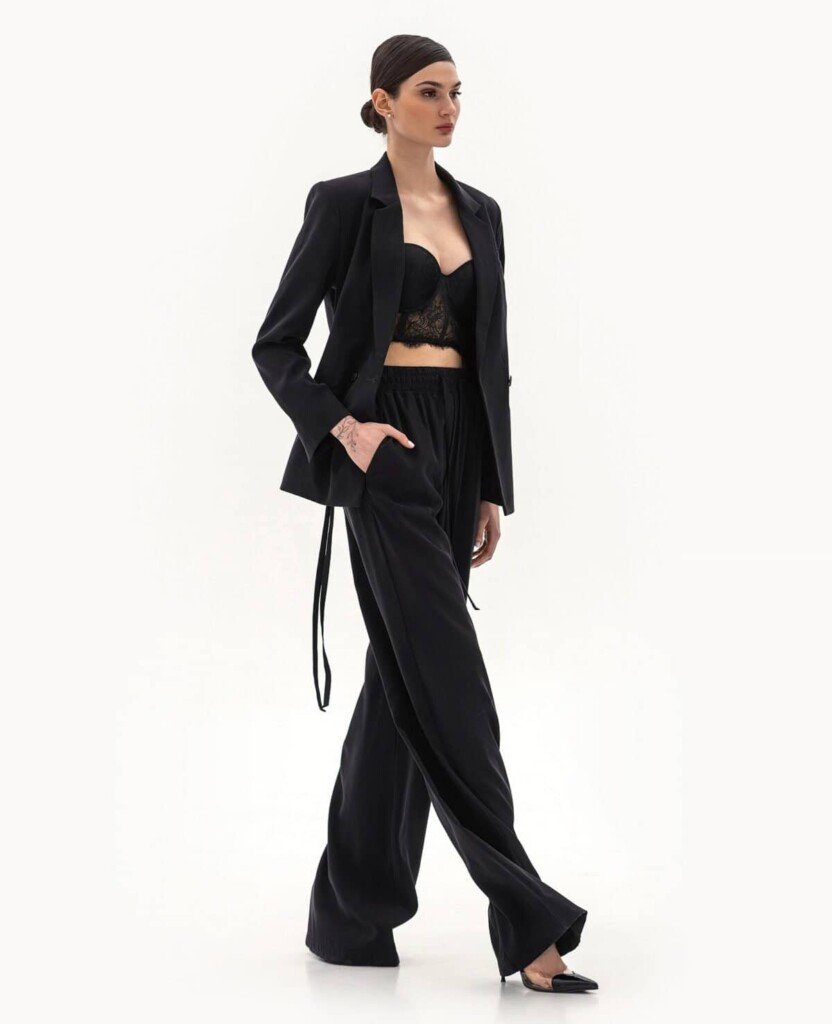 Комплект: жакет и брюки